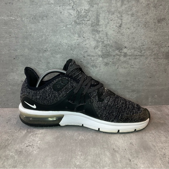 Nike Air Max Sequent Sneakers 922884-001 Womens sz 8 - black - Picture 2 of 6
